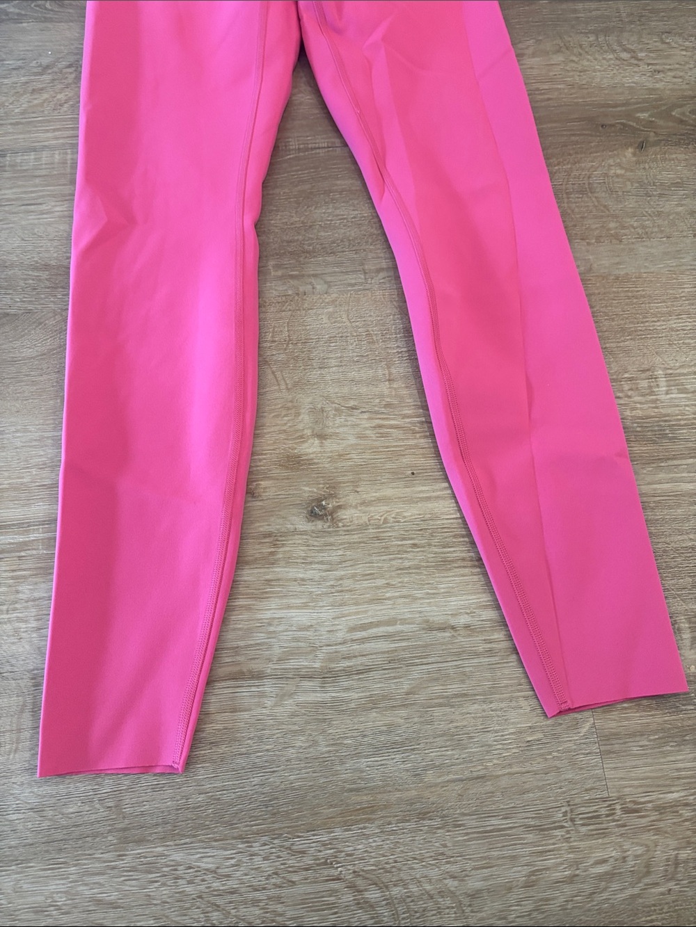 NWT - Lululemon - Glow Up HR Tight 28" High-Rise Training Tights - Bright Pink - Picture 6 of 8